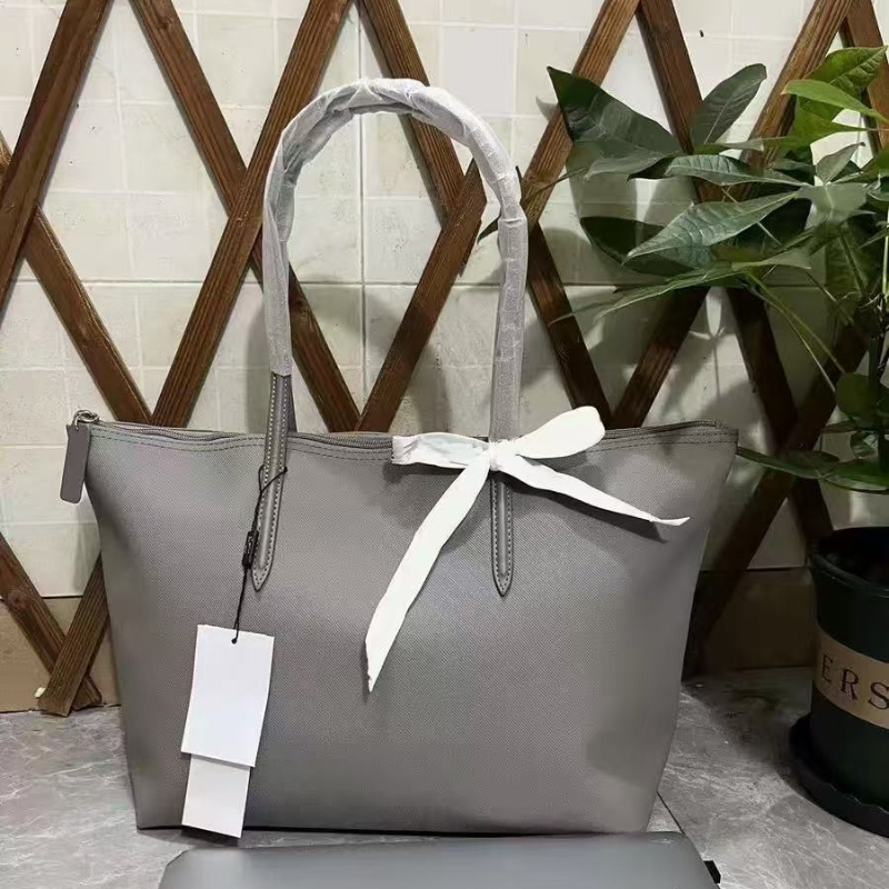 Bolso de mano de gran capacida - Embroidery Online reseña y precio