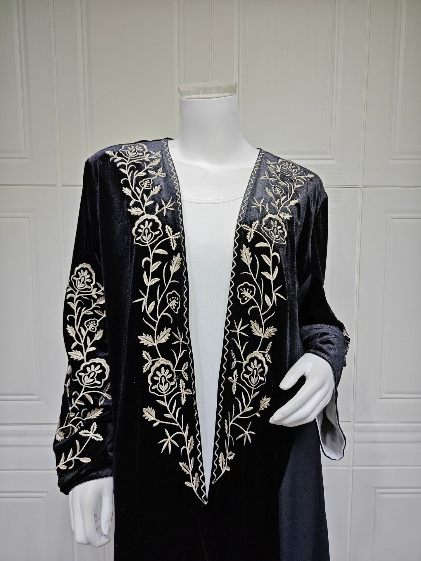 Abaya Abierta de Terciopelo, C - Embroidery Kebaya reseña y precio