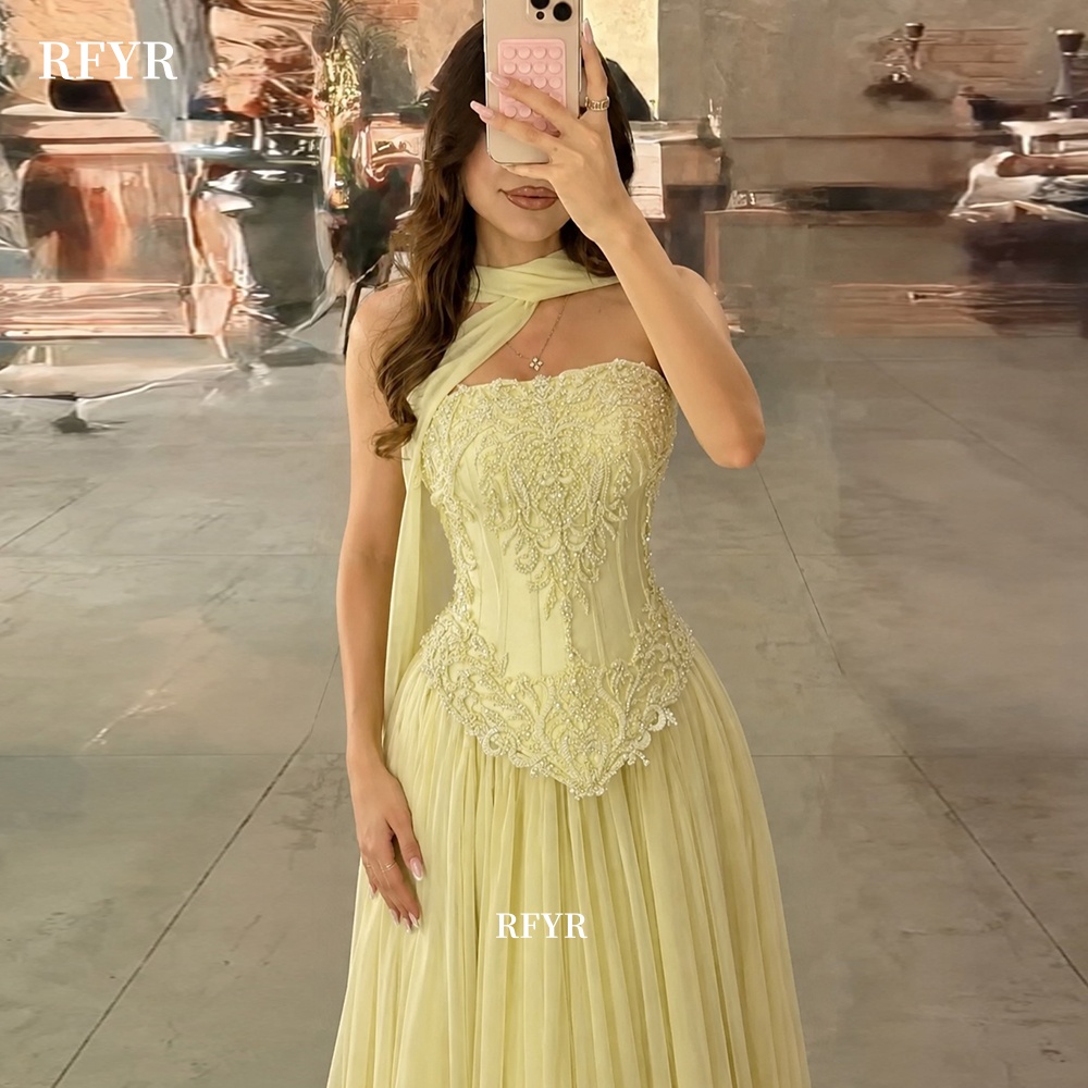 Vestido de fiesta amarillo de  - Embroidery Yellow Dress reseña y precio