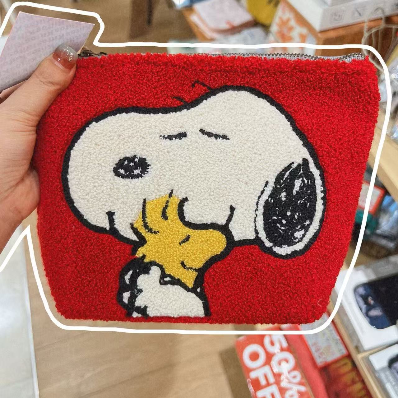 Estuche de Lápices con Bordado - Embroidery Online reseña y precio